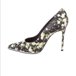 Size 6 Givenchy Pumps